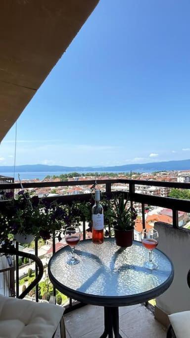 Stunning Lake And Mountain Views - Velkoski Apartments Ohrid Exterior photo